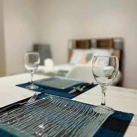 La Ruche Arrageoise - Parking Gratuit - Cozy - Grand Lit - Long Sejour Apartment Arras Exterior photo