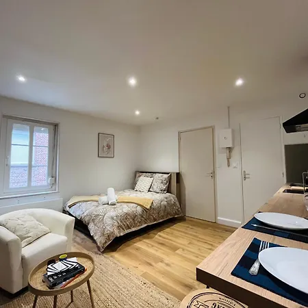La Ruche Arrageoise - Parking Gratuit - Cozy - Grand Lit - Long Sejour Apartment Arras Exterior photo
