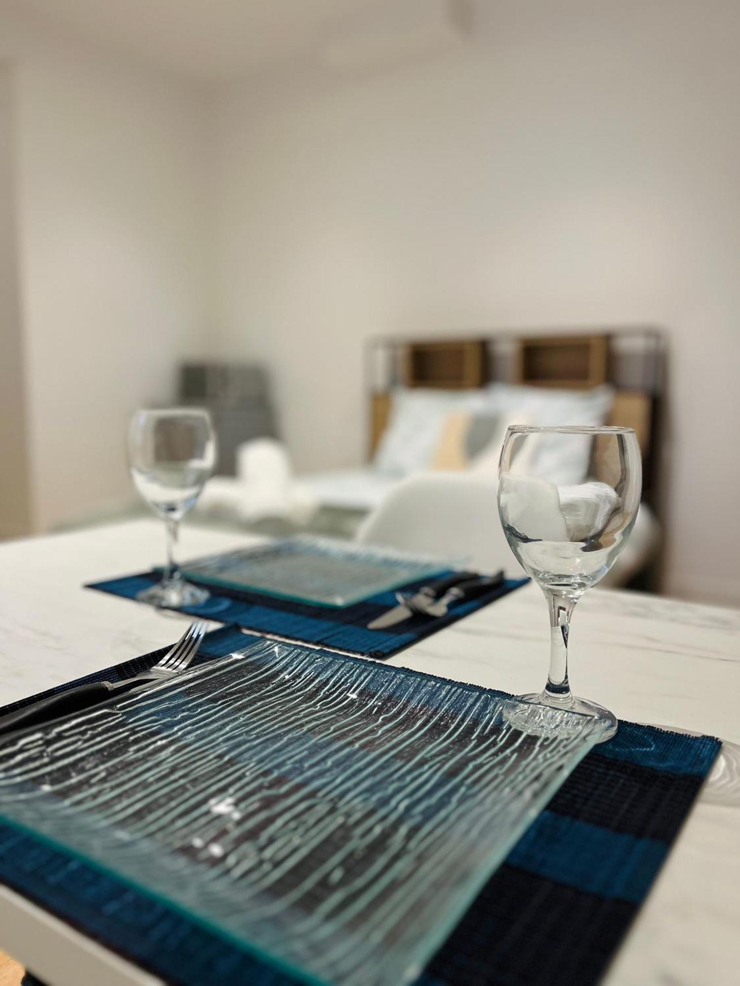 La Ruche Arrageoise - Parking Gratuit - Cozy - Grand Lit - Long Sejour Apartment *